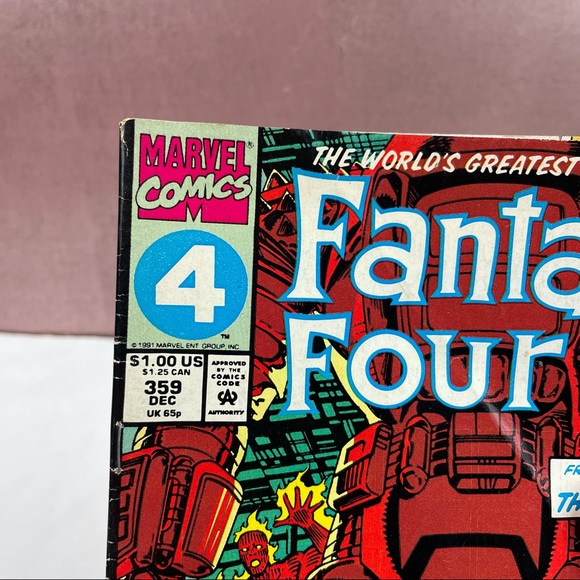Marvel Comics Fantastic Four December 1991 - Picture 2 of 7